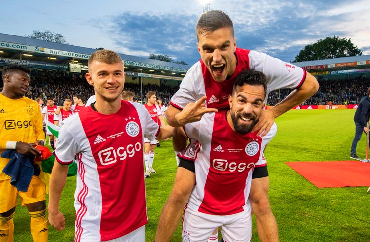 北汽胜利背 北汽胜利背