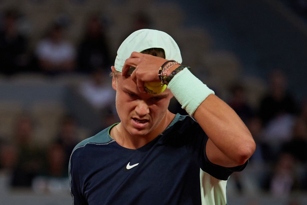 斯的顽强抵 斯的顽强抵